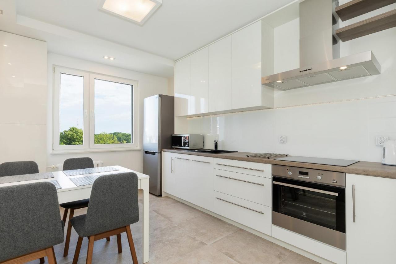 Apartament Z Widokiem Na Port Swinoujscie By Noclegi Renters Ngoại thất bức ảnh